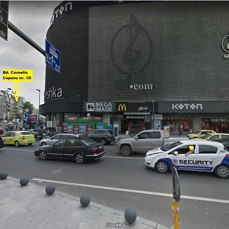 Domum Unirea, Across The Street Of Old City Center Bucarest Esterno foto